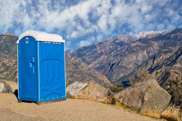 Portable Toilet Options We Offer in Lawrenceburg, IN